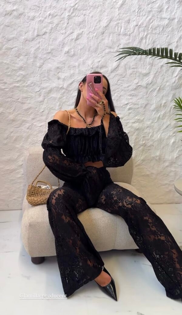 Latina Lace Blouse - Image 4