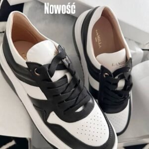 Pure Contrast Lamilla Shoes